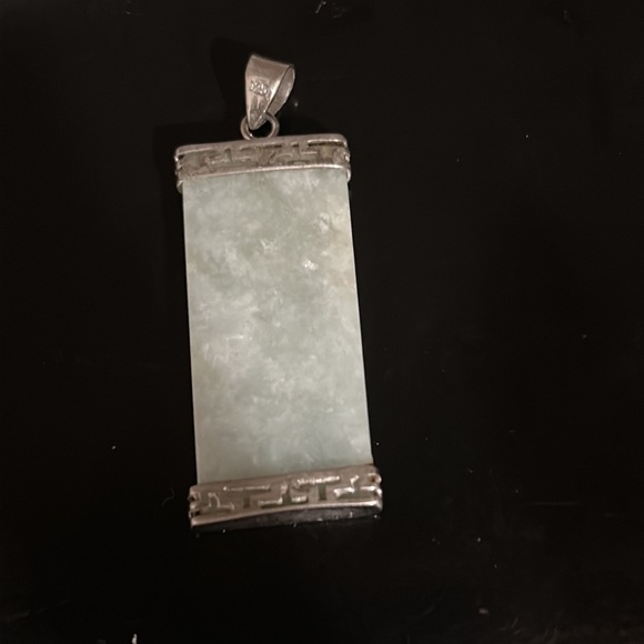 Jade Chinese sterling silver pendant - Picture 2 of 3